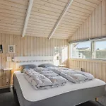 Front In With Sauna Bogense