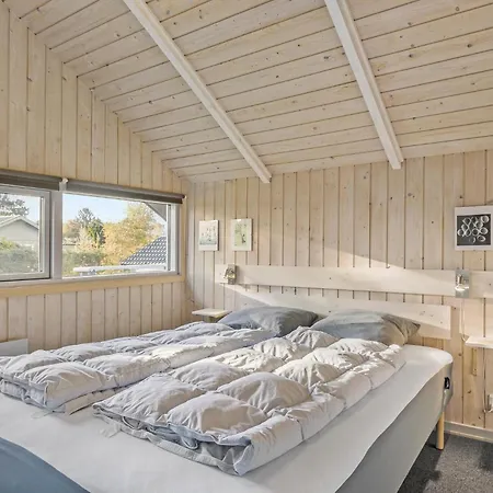 Ferienhaus Front In With Sauna *