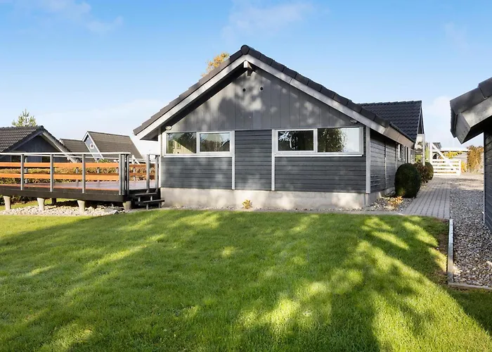 Beautiful In With Kitchen Holiday home *